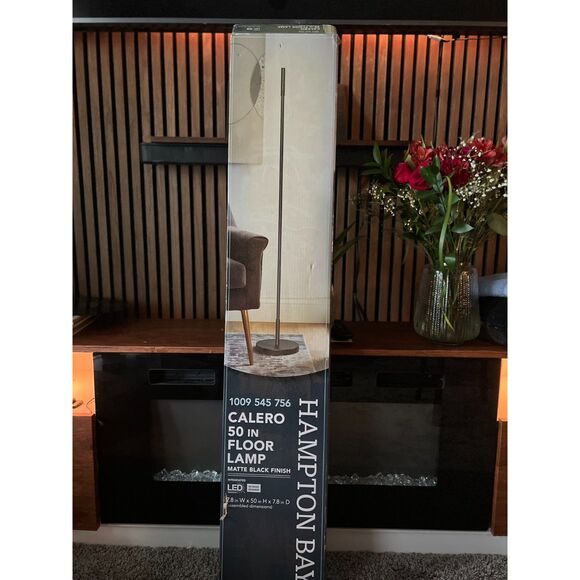 Hampton Bay Calero 50 In. Black Straight Arc Floor Lamp LED Accent lighting - Picture 2 of 7